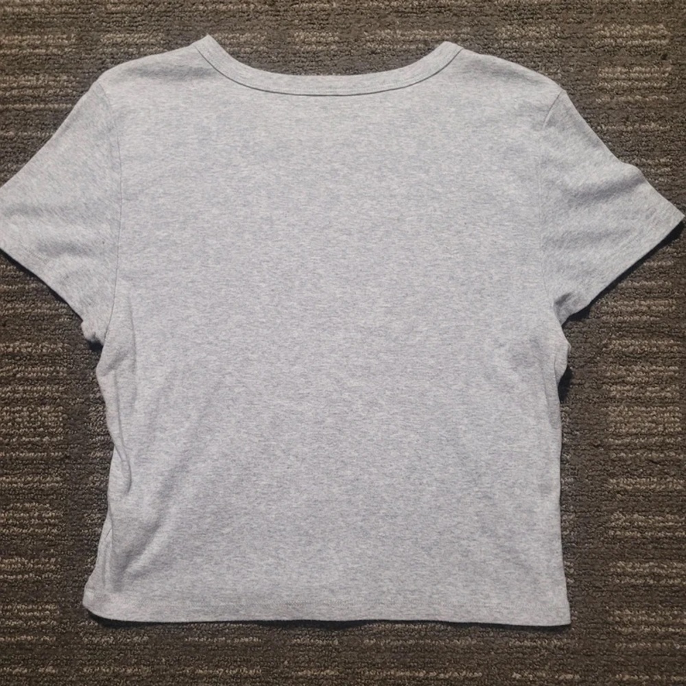 American Eagle Outfitters Light Heather Gray Tee with Pastel Butterfly Row - Picture 4 of 4